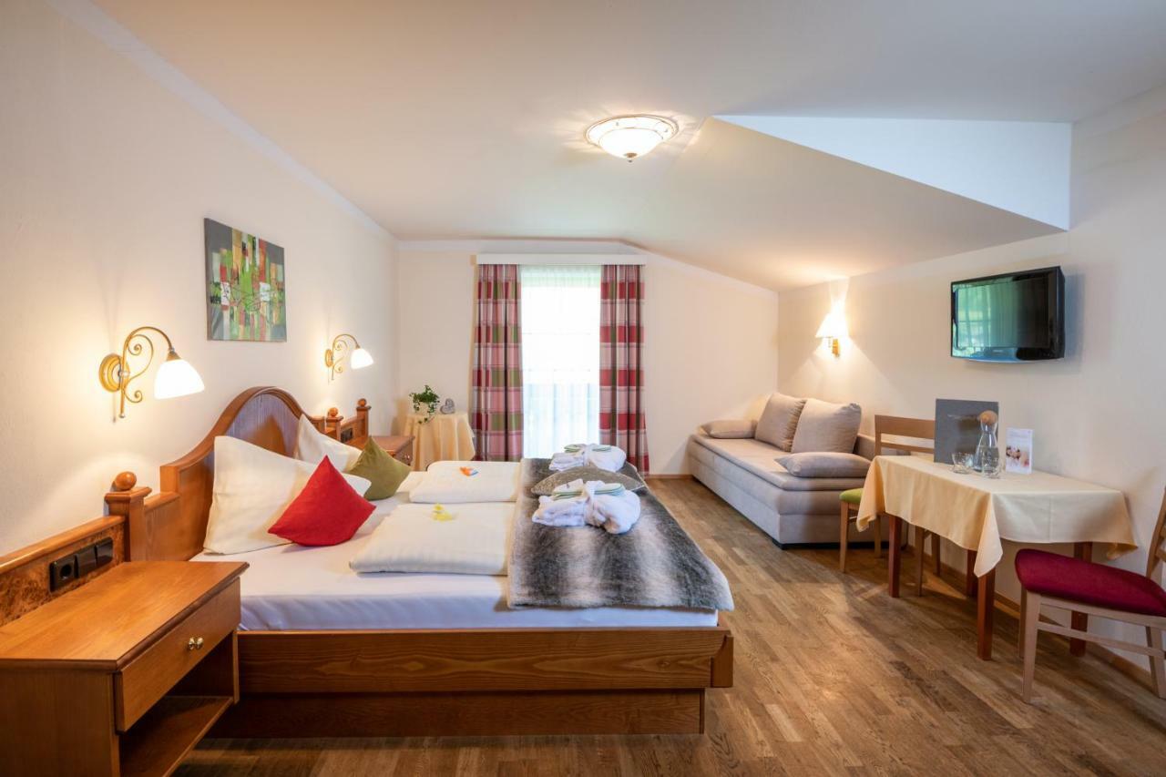 Natur & Familienhotel Der Stieglerhof ราดชตัดท์ ภายนอก รูปภาพ